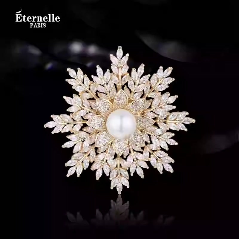 Broche Flocon de Neige avec Perle - Éternelle Paris