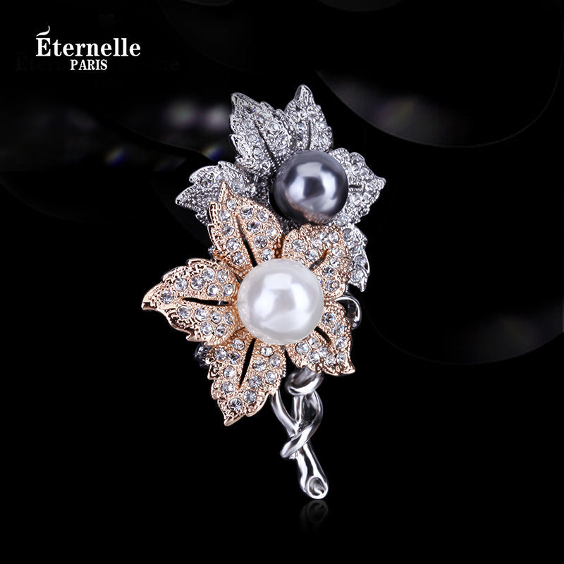 Broche Fleur Avec Perle - Éternelle Paris