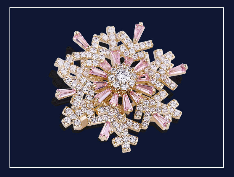 Broche Flocon de Neige en Cristaux - Éternelle Paris