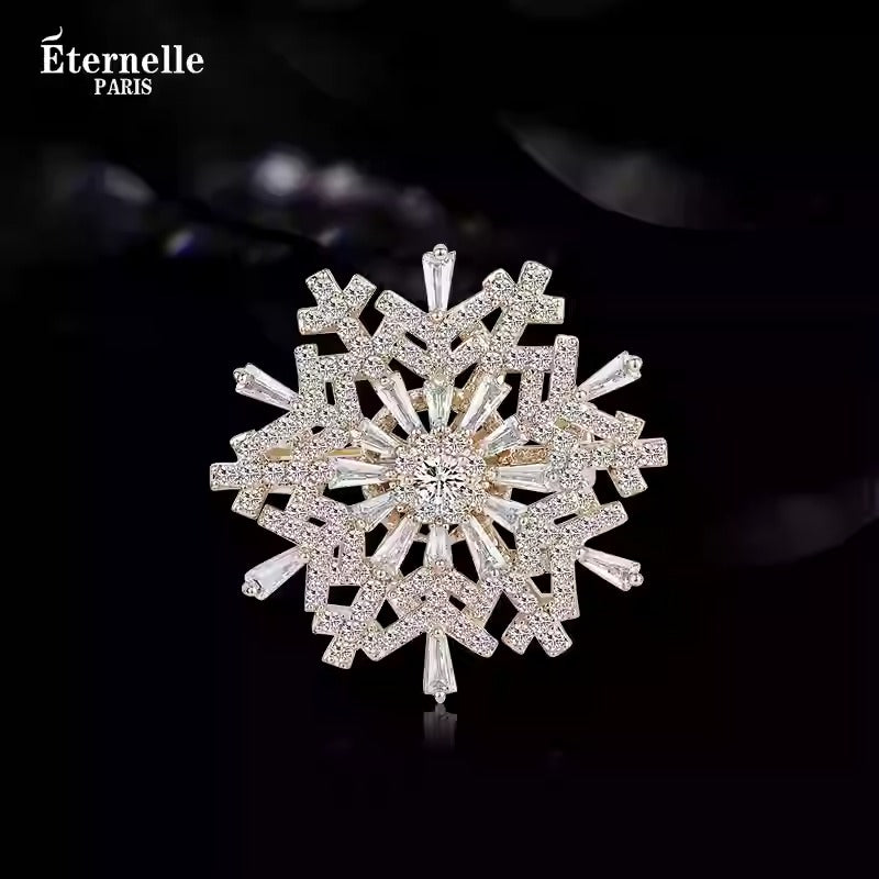 Broche Flocon de Neige en Cristaux - Éternelle Paris