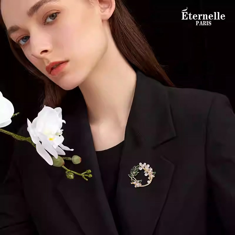 Broche en Fleur d'Or - Éternelle Paris