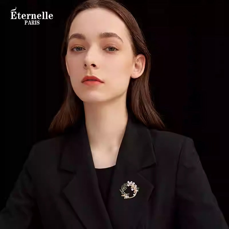 Broche en Fleur d'Or - Éternelle Paris