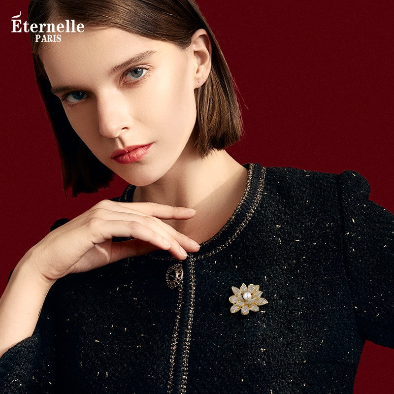 Broche Fleur Dorée Avec Perle - Éternelle Paris