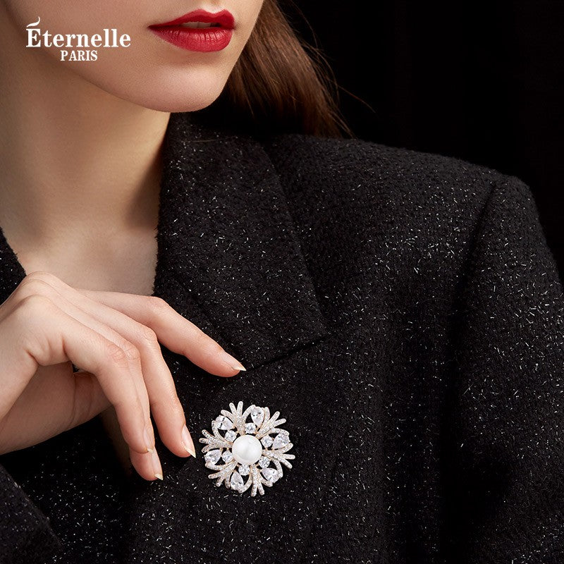 Broche Cristal et Perles - Éternelle Paris