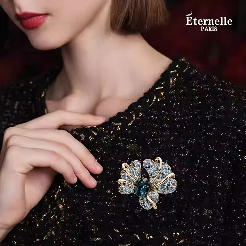 Broche Fleur Dorée - Éternelle Paris