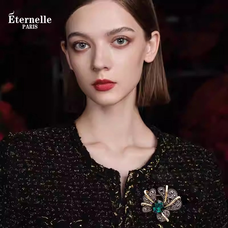 Broche Fleur Dorée - Éternelle Paris