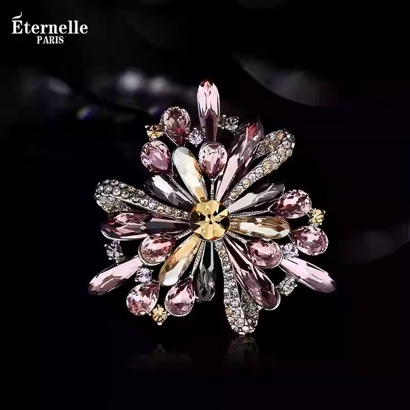 Broche Florale en Cristal - Éternelle Paris